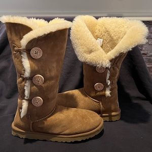 UGG Bailey Suede Button Up Triplet 2 Boots
